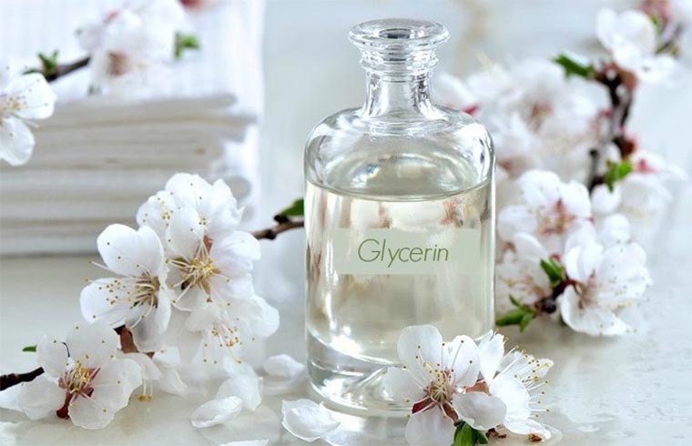 گلیسیرین: راز پوست نرم و مرطوب در دل یک ترکیب ساده